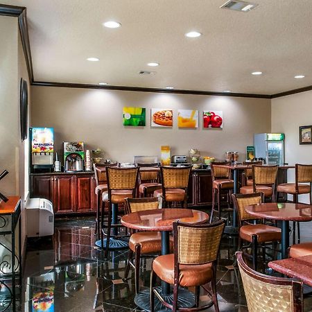 Quality Inn & Suites Слиделл Экстерьер фото