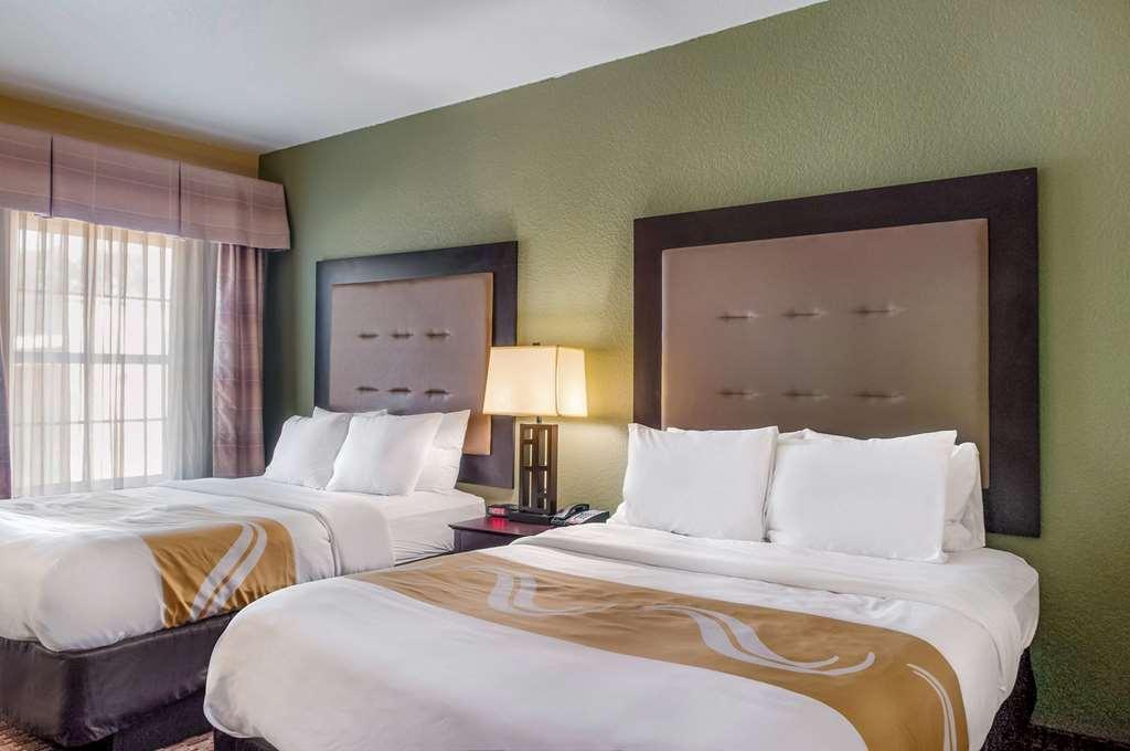 Quality Inn & Suites Слиделл Номер фото